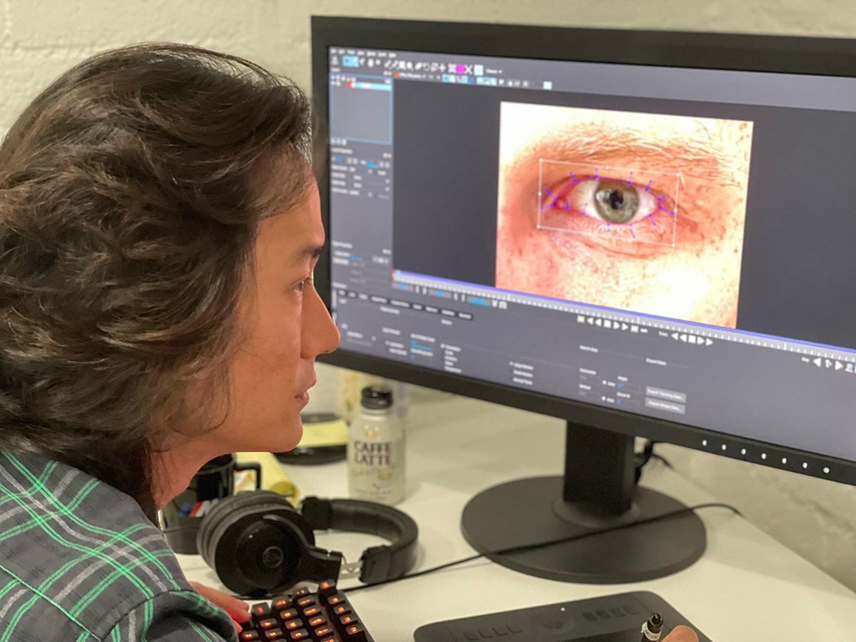 James Jooyoung Lee at his workstation tracking eye on Dune using Mocha